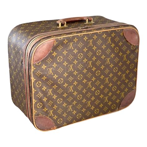 Louis Vuitton Stratos 70 Vintage Suitcase in monogram canvas